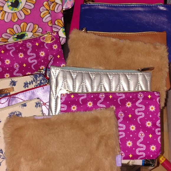 Ipsy Colorful Pouch Collection - Picture 4 of 4